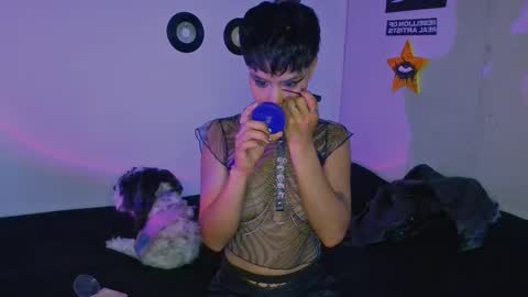 Alex online show from September 11, 2025, 10:43 pm