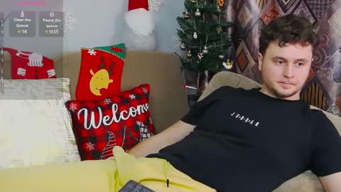 Snapshot of alex_onelove chatting on December 30, 2024, 5:13 pm Alex online show from December 30, 2024, 5:13 pm