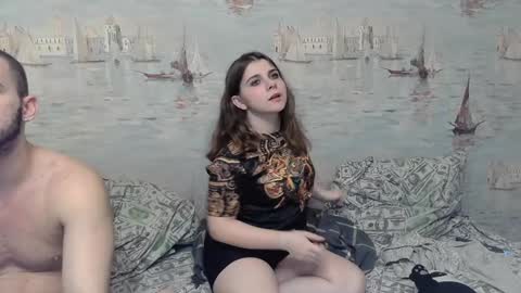 Snapshot of alex_sarah_sex chatting on January 21, 2025, 1:39 am Alex and Sarah online show from January 21, 2025, 1:39 am