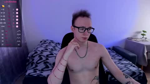 alex_silent online show from February 13, 2025, 10:34 am