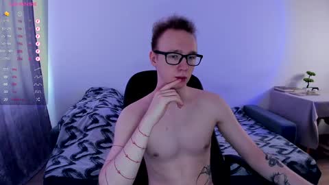 alex_silent online show from February 25, 2025, 10:04 am