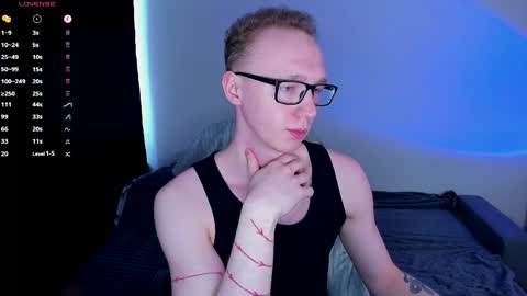 Snapshot of alex_silent chatting on April 29, 2026, 7:45 am alex_silent online show from April 29, 2026, 7:45 am