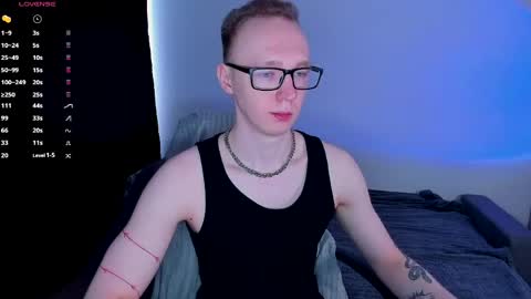 Snapshot of alex_silent chatting on April 30, 2026, 9:04 am alex_silent online show from April 30, 2026, 9:04 am