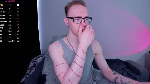 Snapshot of alex_silent chatting on May 7, 2026, 8:09 am alex_silent online show from May 7, 2026, 8:09 am