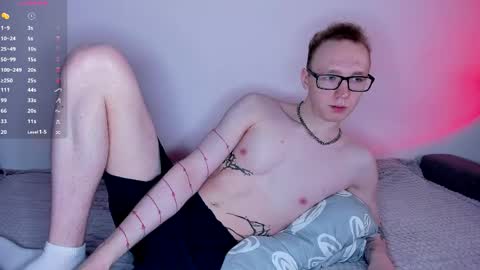 Snapshot of alex_silent chatting on May 18, 2026, 12:55 pm alex_silent online show from May 18, 2026, 12:55 pm