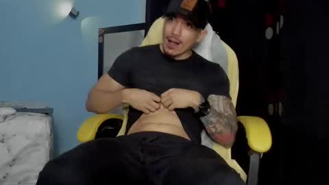 alex_sthorm online show from October 28, 2025, 4:49 am