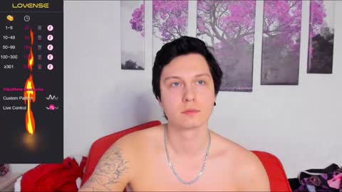 Alex WandHot online show from November 23, 2025, 4:23 am