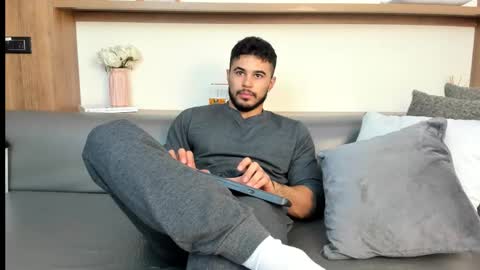 alex_wolf05 online show from March 22, 2026, 6:11 pm