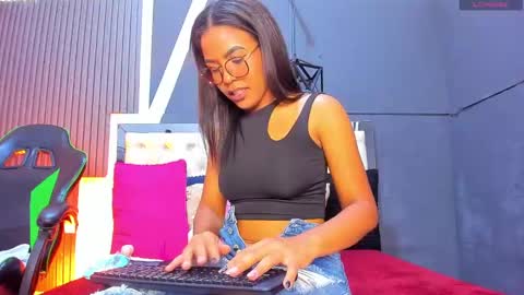 alexa andherson online show from January 8, 2025, 6:41 pm
