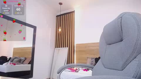Alexa Forbes online show from July 24, 2026, 3:04 am