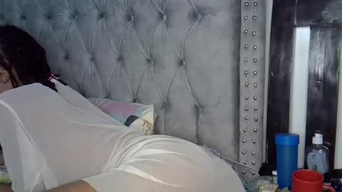 Snapshot of alexa_foxxie chatting on February 20, 2025, 1:40 pm Alexa online show from February 20, 2025, 1:40 pm