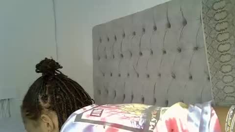 Snapshot of alexa_foxxie chatting on February 21, 2025, 11:55 am Alexa online show from February 21, 2025, 11:55 am