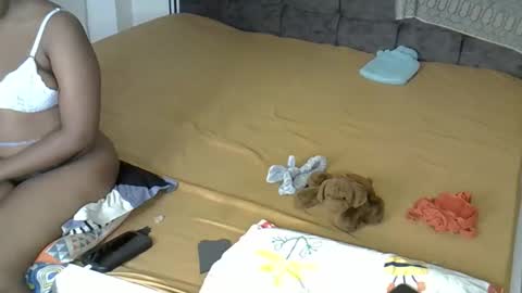 Snapshot of alexa_foxxie chatting on September 14, 2025, 11:09 am Alexa online show from September 14, 2025, 11:09 am