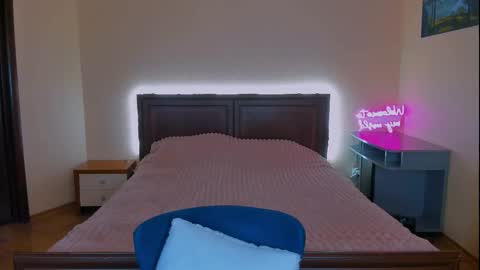 Snapshot of alexa_glory chatting on March 25, 2026, 10:38 pm Alexa online show from March 25, 2026, 10:38 pm