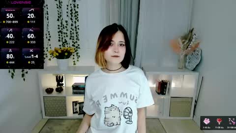 alexa_lexi online show from June 4, 2026, 10:43 am
