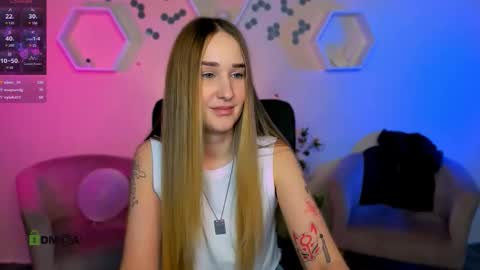 alexa_night_ online show from November 19, 2025, 3:01 pm