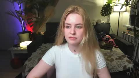 alexa_pirs online show from May 16, 2026, 7:34 pm