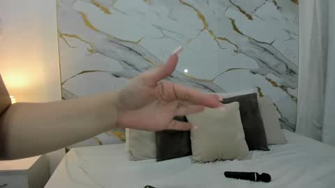 Alexa  online show from February 21, 2025, 12:16 am