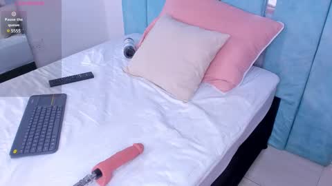 alexaa_small online show from February 12, 2025, 11:51 am