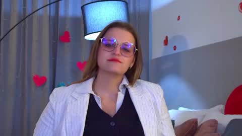AlexaAvery online show from July 8, 2026, 7:35 am