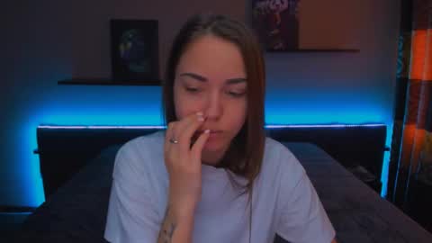 angel online show from February 19, 2025, 3:28 am