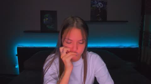 angel online show from December 18, 2025, 12:27 am