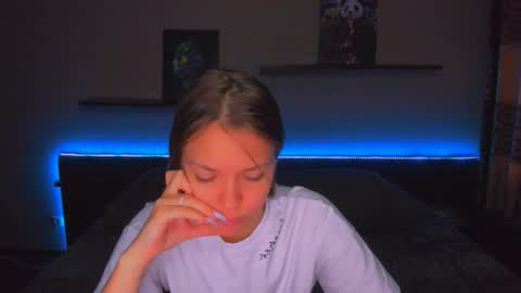 angel online show from February 12, 2026, 1:22 am