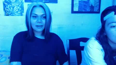 Alexa Blu3 online show from December 3, 2024, 7:33 pm