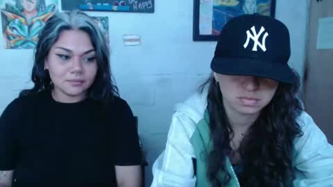 Alexa Blu3 online show from January 26, 2025, 8:23 pm