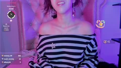 Snapshot of alexafoxy18 chatting on January 16, 2025, 10:32 am ALEXA online show from January 16, 2025, 10:32 am