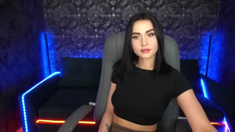 alexagreyyy online show from February 6, 2025, 9:49 pm