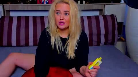 AlexaLaVibes online show from February 21, 2026, 6:36 am