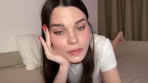 Ember Valentine online show from January 11, 2026, 9:20 pm