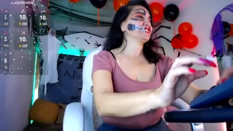 Alexa Moon online show from October 17, 2025, 4:31 pm