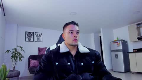 Alex Collin online show from January 8, 2025, 1:52 pm