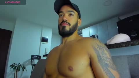 Onlyfansalexmartinezwb  Instagram alexwbmartinez  Twitter martinezcb937 online show from February 21, 2025, 4:29 am