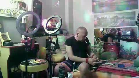 Snapshot of alexanderpatras chatting on February 9, 2025, 8:56 pm Alexander online show from February 9, 2025, 8:56 pm