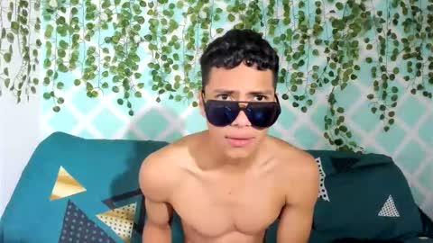 Snapshot of alexandluke1 chatting on September 28, 2025, 1:16 pm chicos hot online show from September 28, 2025, 1:16 pm