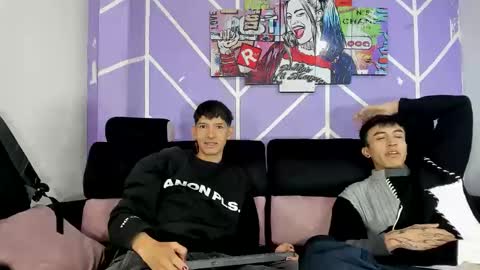 chicos hot online show from April 13, 2026, 1:38 pm