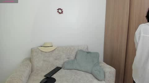 Snapshot of alexandra_fiore chatting on December 29, 2024, 2:27 am I am Alexandra online show from December 29, 2024, 2:27 am