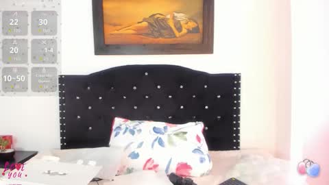 alexandra online show from December 19, 2025, 3:41 pm