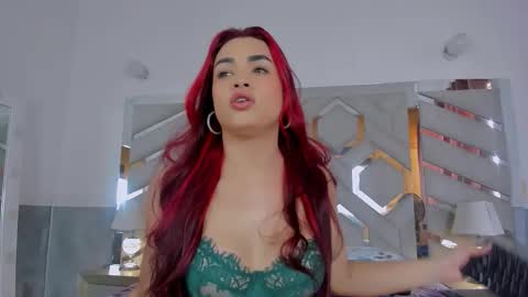 Alexandra ig  alexandraax09  online show from April 1, 2026, 3:09 pm