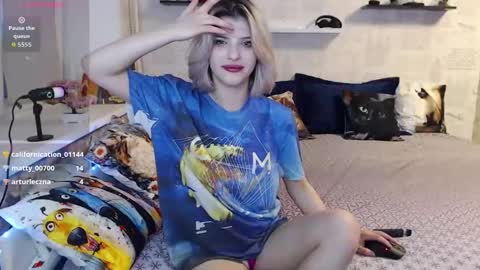 Snapshot of alexandraermes chatting on June 11, 2026, 12:32 am AlexandraErmes online show from June 11, 2026, 12:32 am