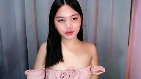 Snapshot of alexandralovely_9 chatting on May 19, 2026, 11:22 pm Andrea online show from May 19, 2026, 11:22 pm