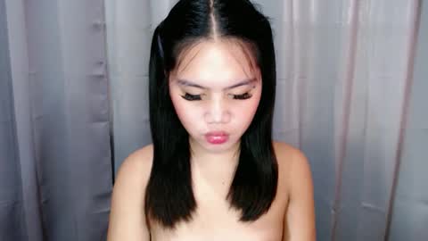 Snapshot of alexandralovely_9 chatting on May 29, 2026, 2:53 am Andrea online show from May 29, 2026, 2:53 am