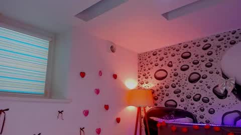 Snapshot of alexawilds chatting on February 4, 2026, 1:50 pm AlexaWilds online show from February 4, 2026, 1:50 pm