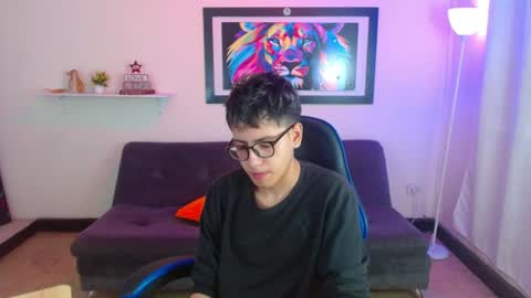 Snapshot of alexcum_18 chatting on June 19, 2026, 2:43 pm alex online show from June 19, 2026, 2:43 pm