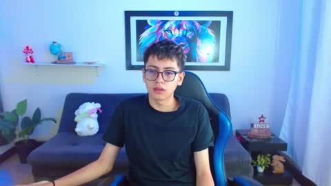 Snapshot of alexcum_18 chatting on June 26, 2026, 2:10 pm alex online show from June 26, 2026, 2:10 pm