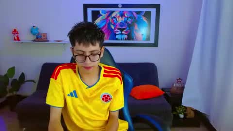 Snapshot of alexcum_18 chatting on July 3, 2026, 1:28 pm alex online show from July 3, 2026, 1:28 pm