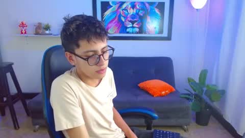 Snapshot of alexcum_18 chatting on July 8, 2026, 2:10 pm alex online show from July 8, 2026, 2:10 pm
